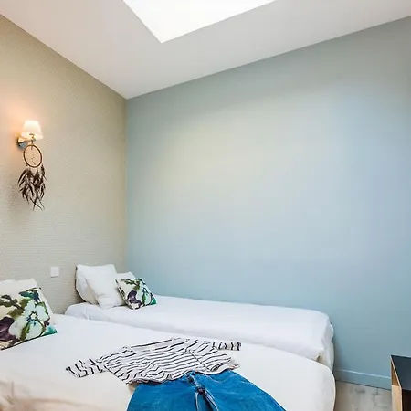 Lovely Town House With Terrace And Parking In Quiet * ביאריץ