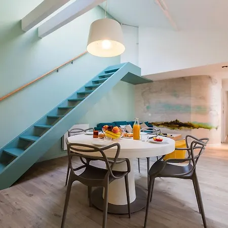 Lovely Town House With Terrace And Parking In Quiet Villa Biarritz